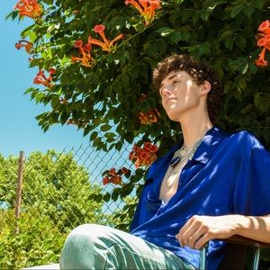 Meet your Posher, Akiene